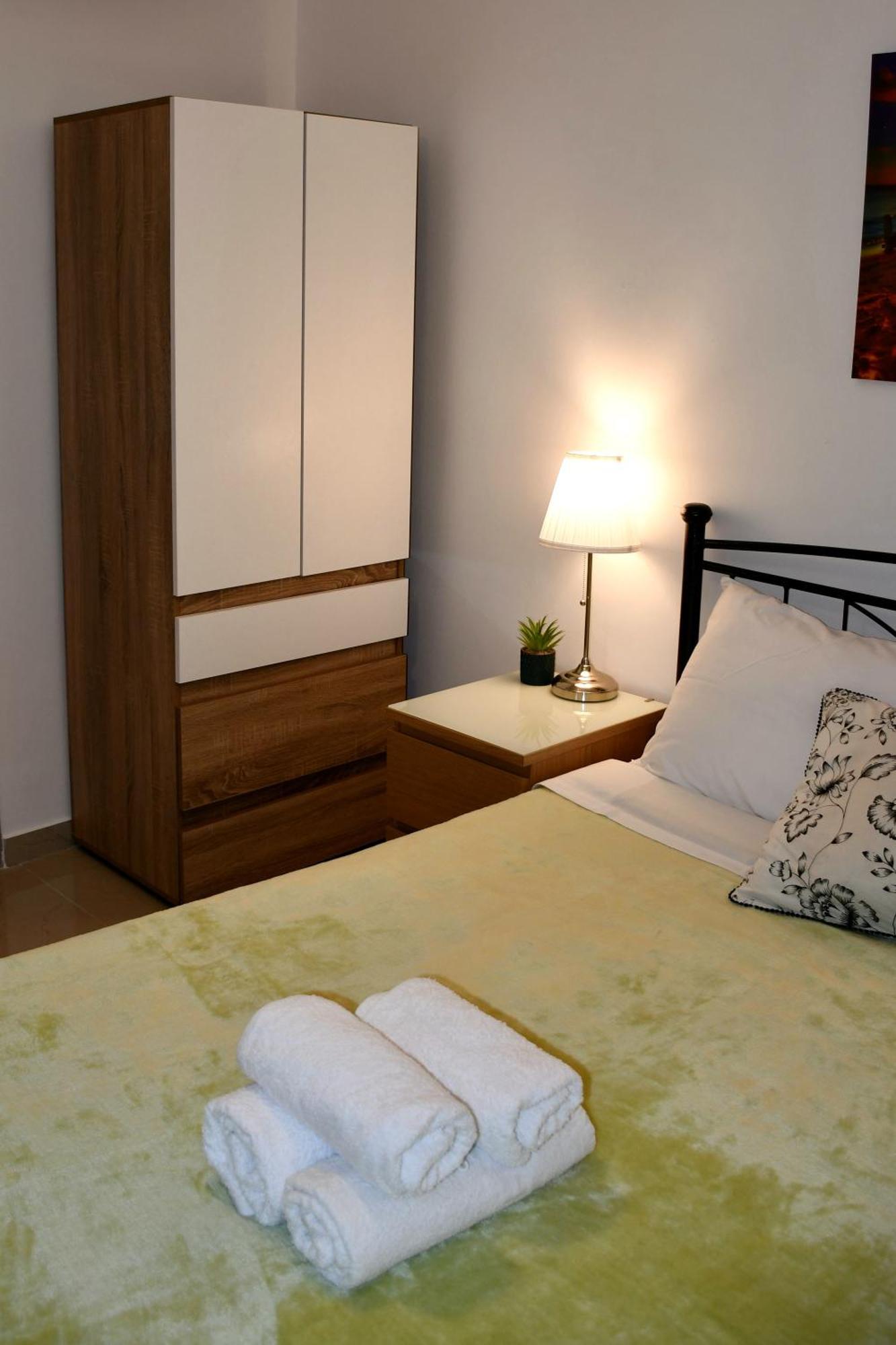 Johnson House Apartment Rafina  Ngoại thất bức ảnh