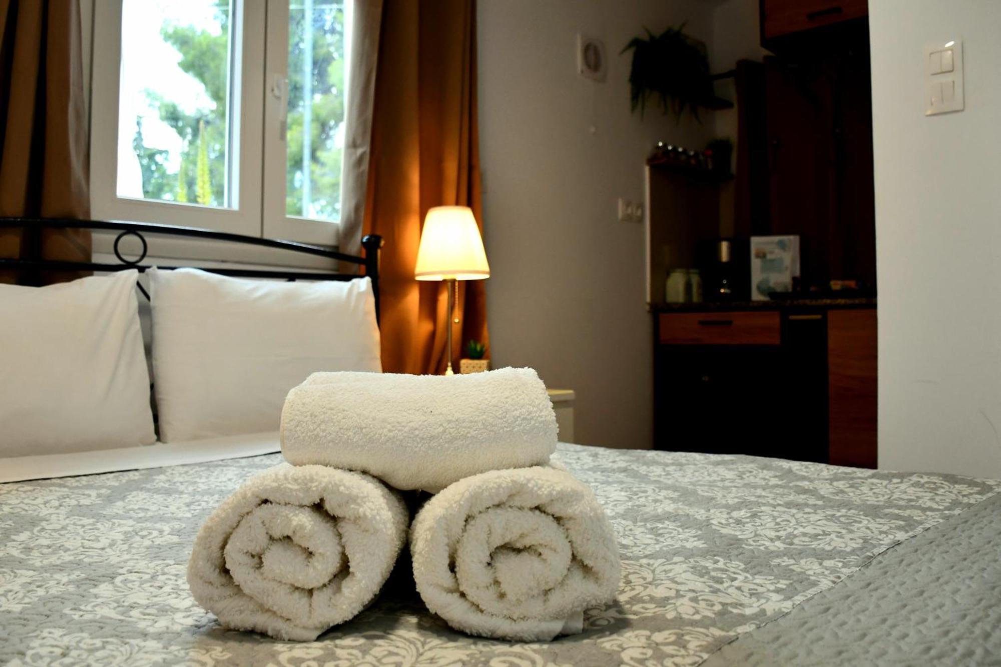 Johnson House Apartment Rafina  Ngoại thất bức ảnh