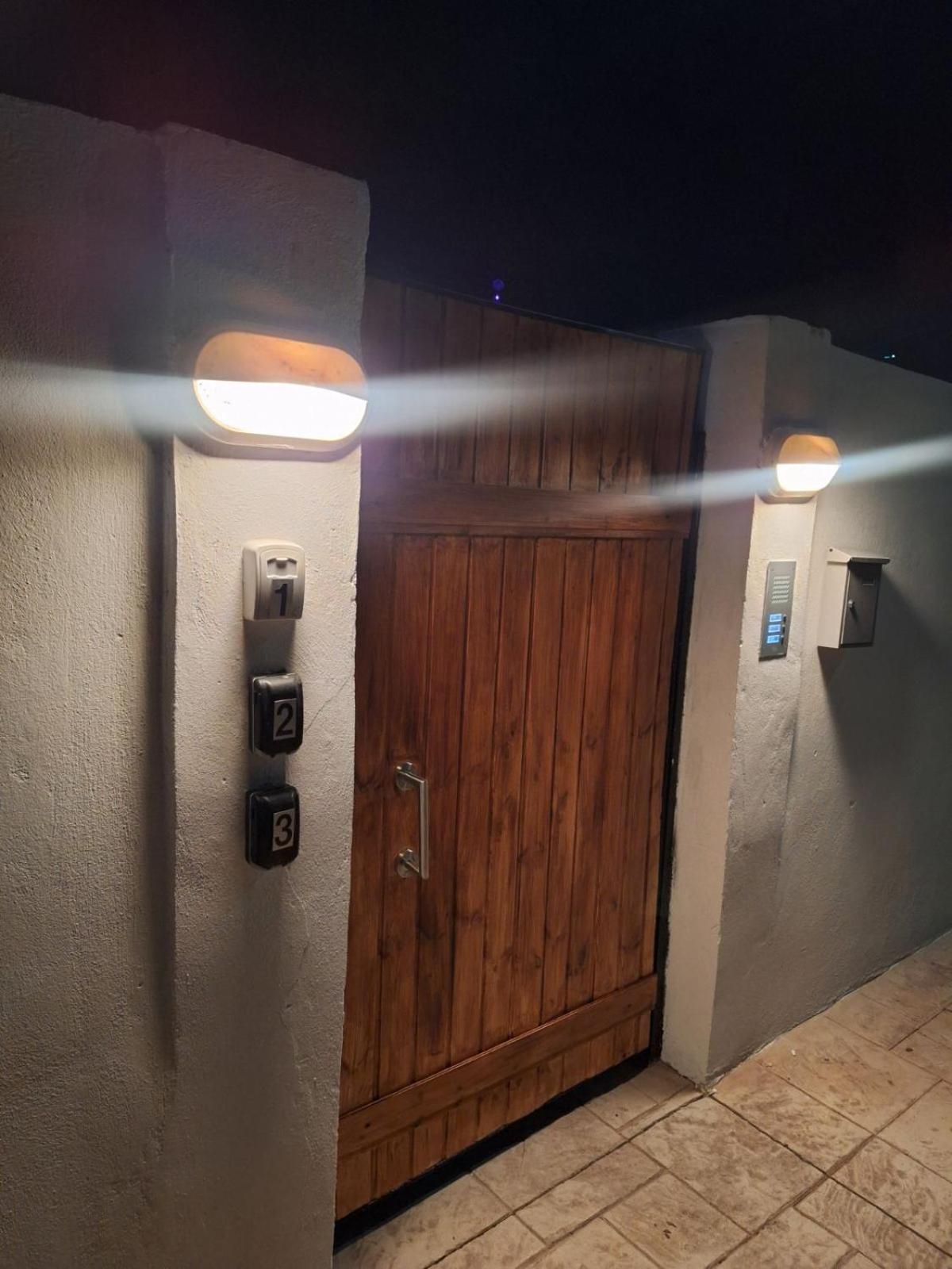 Johnson House Apartment Rafina  Ngoại thất bức ảnh